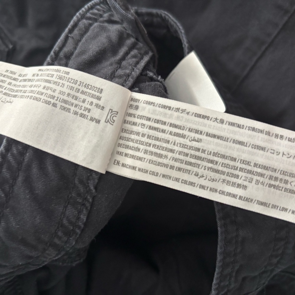 Abercrombie & Fitch Women's Size 25/0 Black Wash Elastic Waist Cargo Pants - Picture 3 of 4